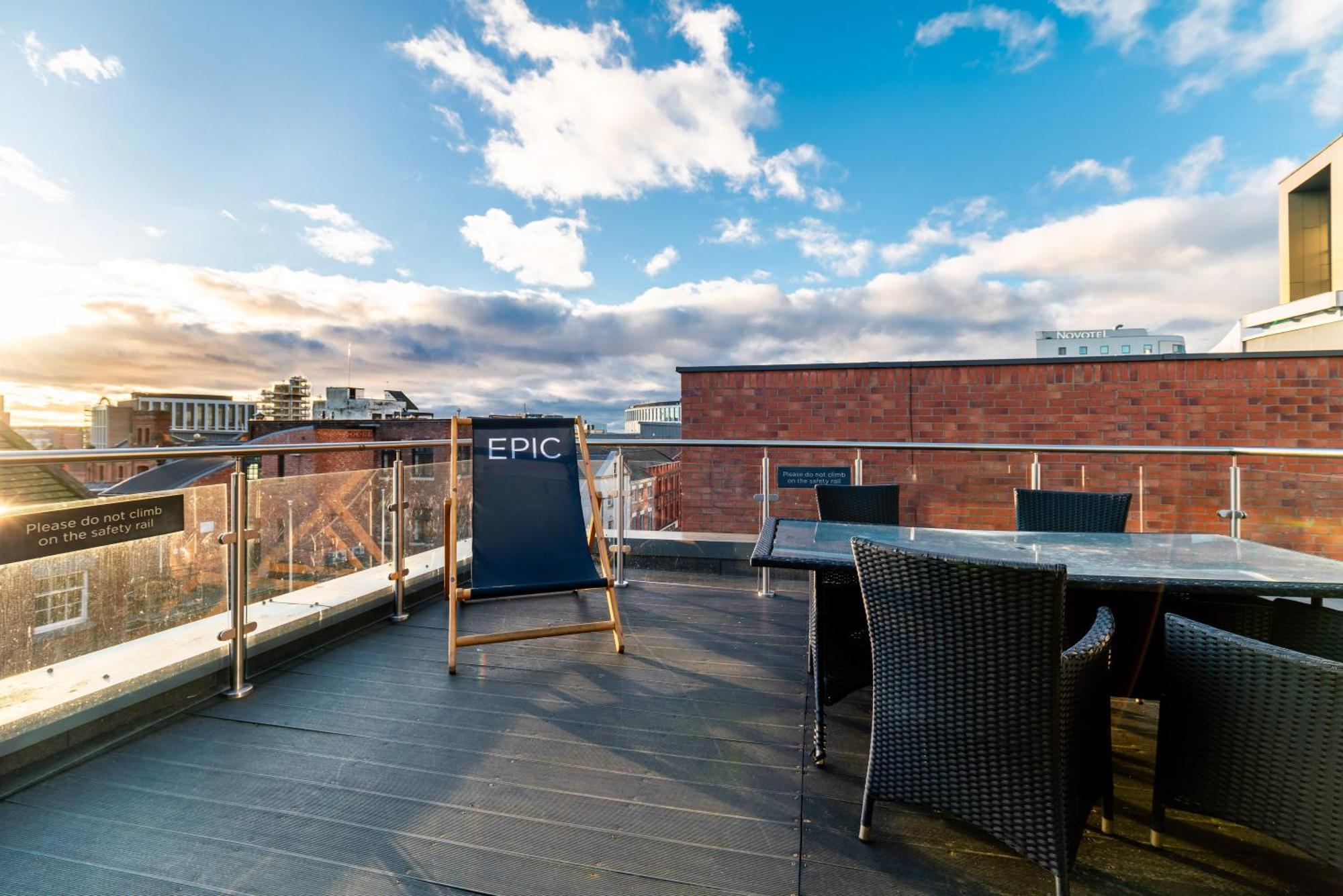 Epic Apartments Tunnage Square Liverpool Zewnętrze zdjęcie